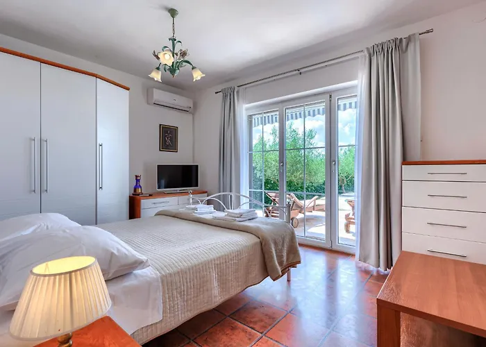 Sole By Interhome *