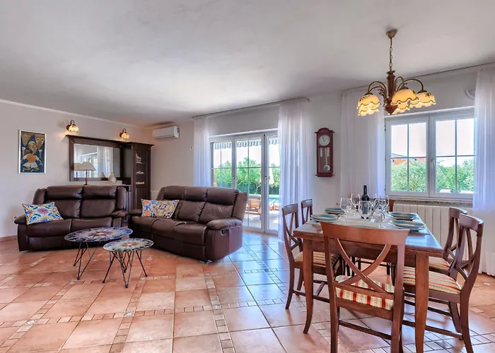 Vakantiehuis Sole By Interhome *